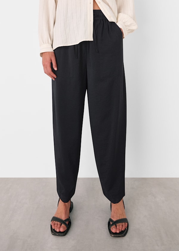 Black Petite Tie Waist Trouser